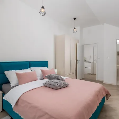 Noa's Apartment